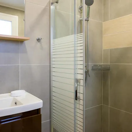 Olithos Apartman